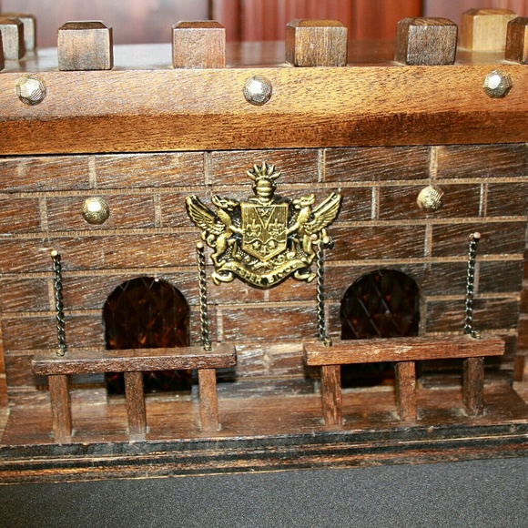 Wine Glass Set Wood Castle - Picture 6 of 8